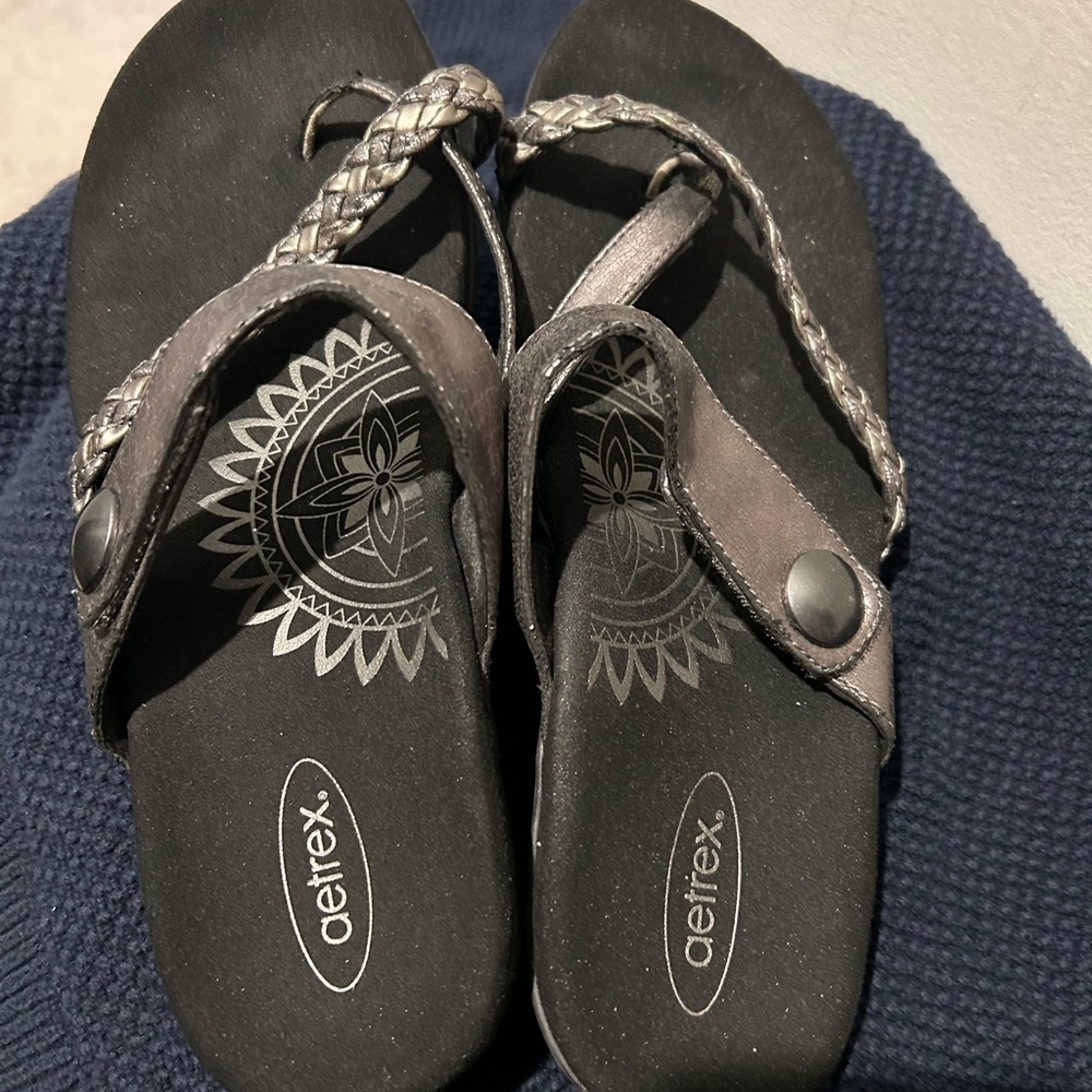 Aetrex Black shimmer silver Sandals with Braided Straps